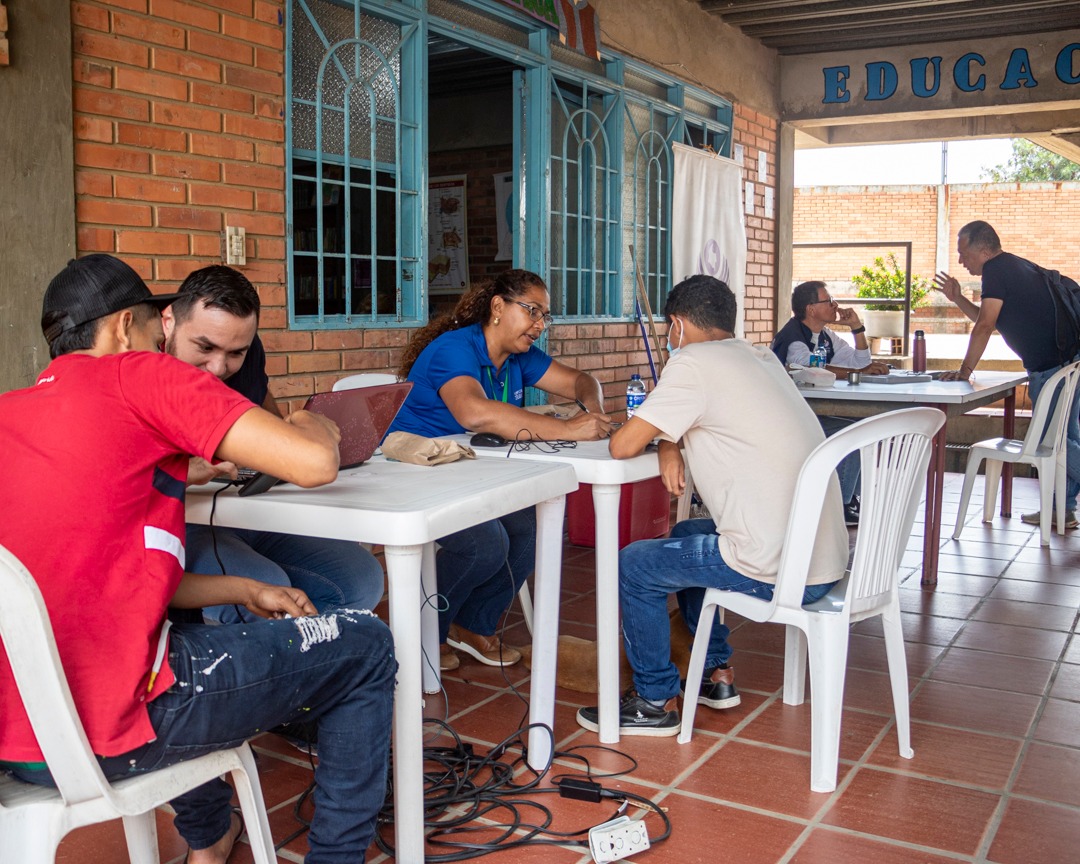 The Entrepreneurship and Job Placement Office of Corporación Scalabrini Held Its First and Successful Employability Fair in Cúcuta, Colombia